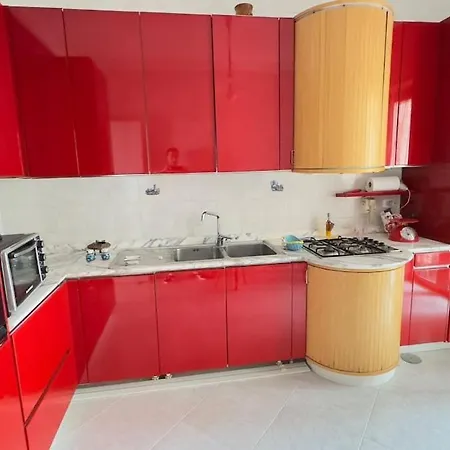 Apartamento 4 Beds - 2 Bedrooms Near The Station